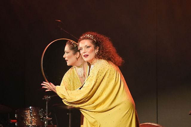 Yellow Robe Red Silk